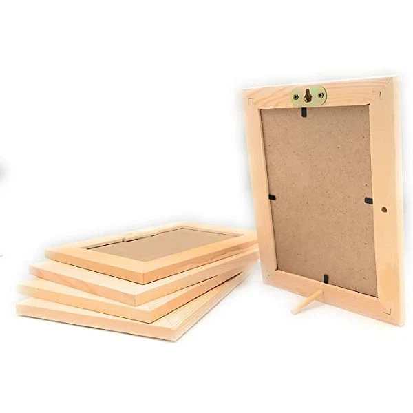 Marco de fotos de madera sin terminar